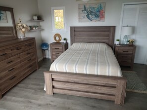 3 Schlafzimmer, Zimmersafe, Schreibtisch, Bügeleisen/Bügelbrett