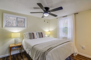 1 bedroom, internet, bed sheets