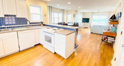 BEACH PLEASE! Amazing Ocean and Sound Views with Easy Beach Access! Pet Friendly