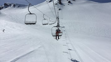 Snow and ski sports