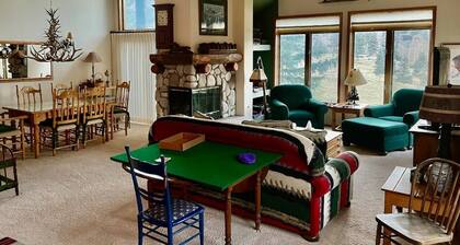 Superb 4BR/3BA @ SnowCreek