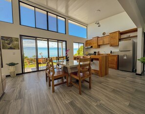 Dining - 3bdr House in Uvita LAPA | 180° Ocean View (Bahía Ballena)