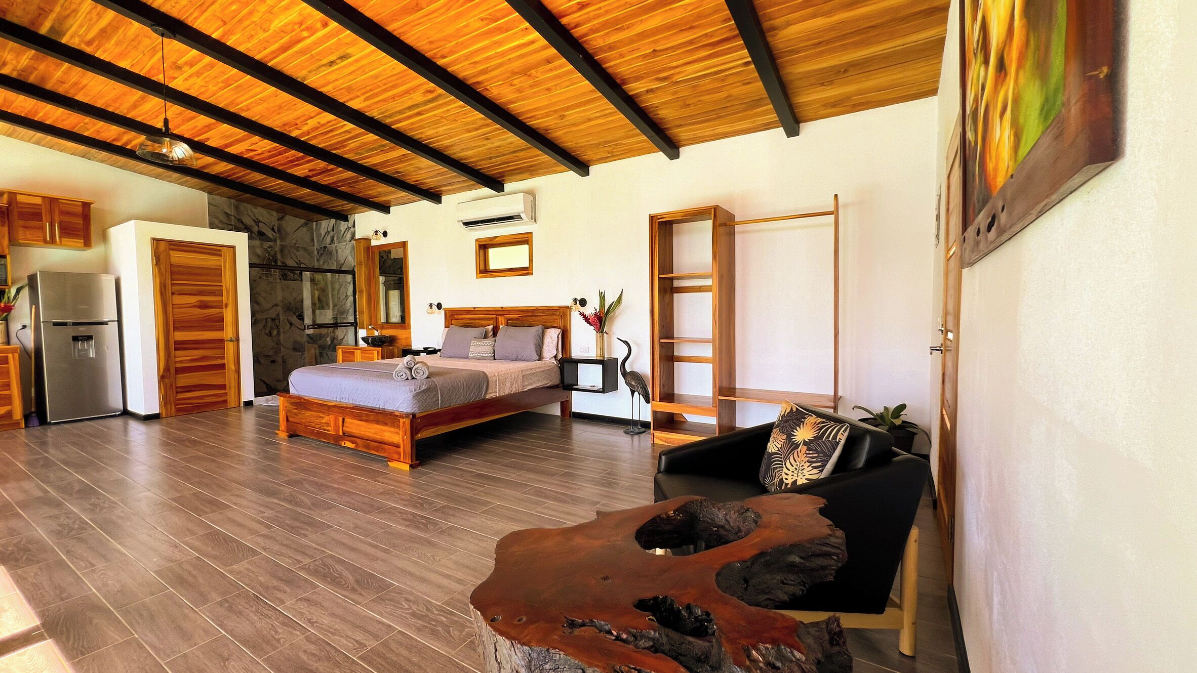 1 Schlafzimmer, Schreibtisch, WLAN, Bettwäsche