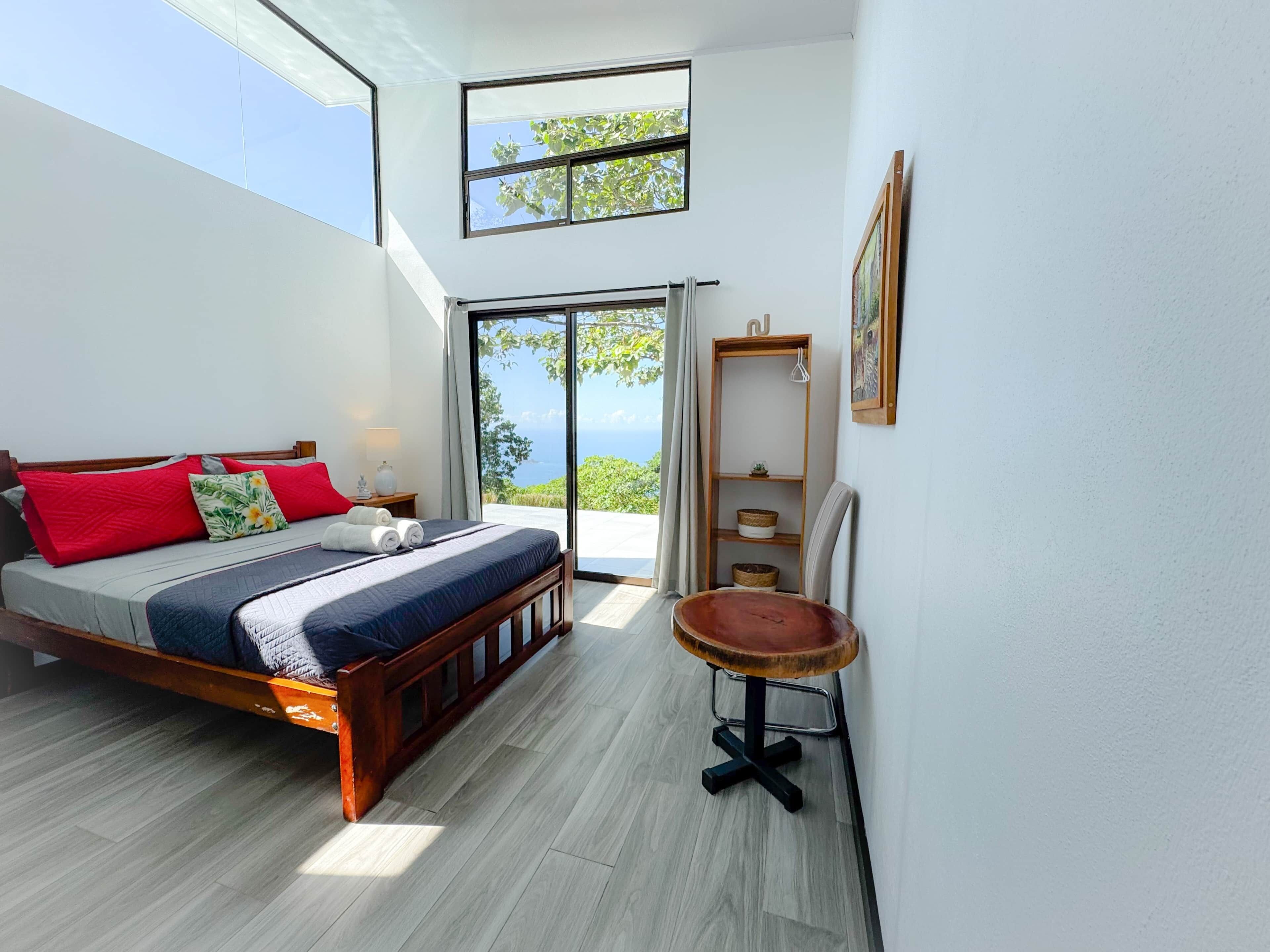 4 dormitorios, escritorio, wifi y ropa de cama