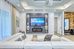 TV connectée, cheminée