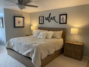 2 slaapkamers, een strijkplank/strijkijzer, wifi, beddengoed