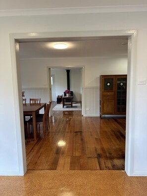 Dining - Two Twenty Two Farm Stay (Lymwood)