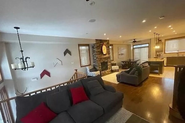 Main living space, looking out over entire floor.