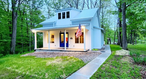 Lake House with Private Dock - Ark Encounter & Creation Museum Warsaw Getaway