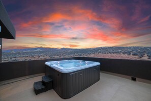 Baignoire à remous extérieure