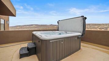 Outdoor spabad