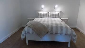 1 chambre, fer et planche Ă repasser, Wi-Fi, draps fournis