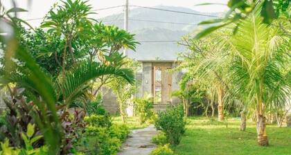 Cottage with big garden in Amed #1