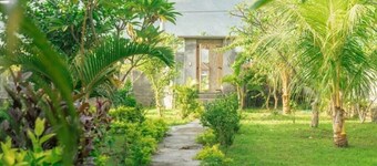 Cottage with big garden in Amed #2


