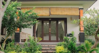 Cottage with big garden in Amed #3