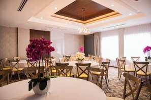 Executive lounge - La Quinta by Wyndham Reynosa (Reynosa)