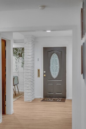 Interior - Dreamscape Garden&Pool 5BRs golf Hobby (Houston)