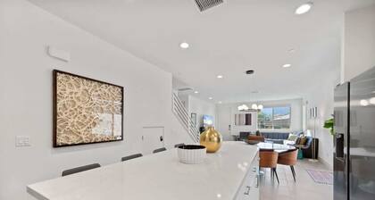 Walk To PGAWest | Resort Amenities, Mountain Views