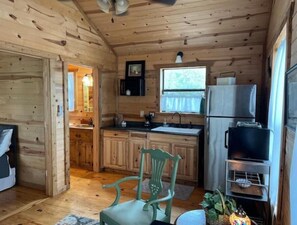 Fridge, microwave, stovetop, coffee/tea maker - Cozy Wine Country Cabin #5 for 2, Janes Farmstead, Fredericksburg, TX (Fredericksburg)