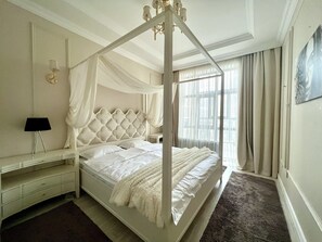 3 quartos, ferros/tábuas de passar roupa, Wi-Fi, roupa de cama