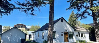 The Station - Your ideal Glacier National Park basecamp!