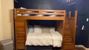 2 chambres, Wi-Fi gratuit, draps fournis