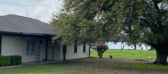 The Bunkhouse- 2 bedroom guest suite