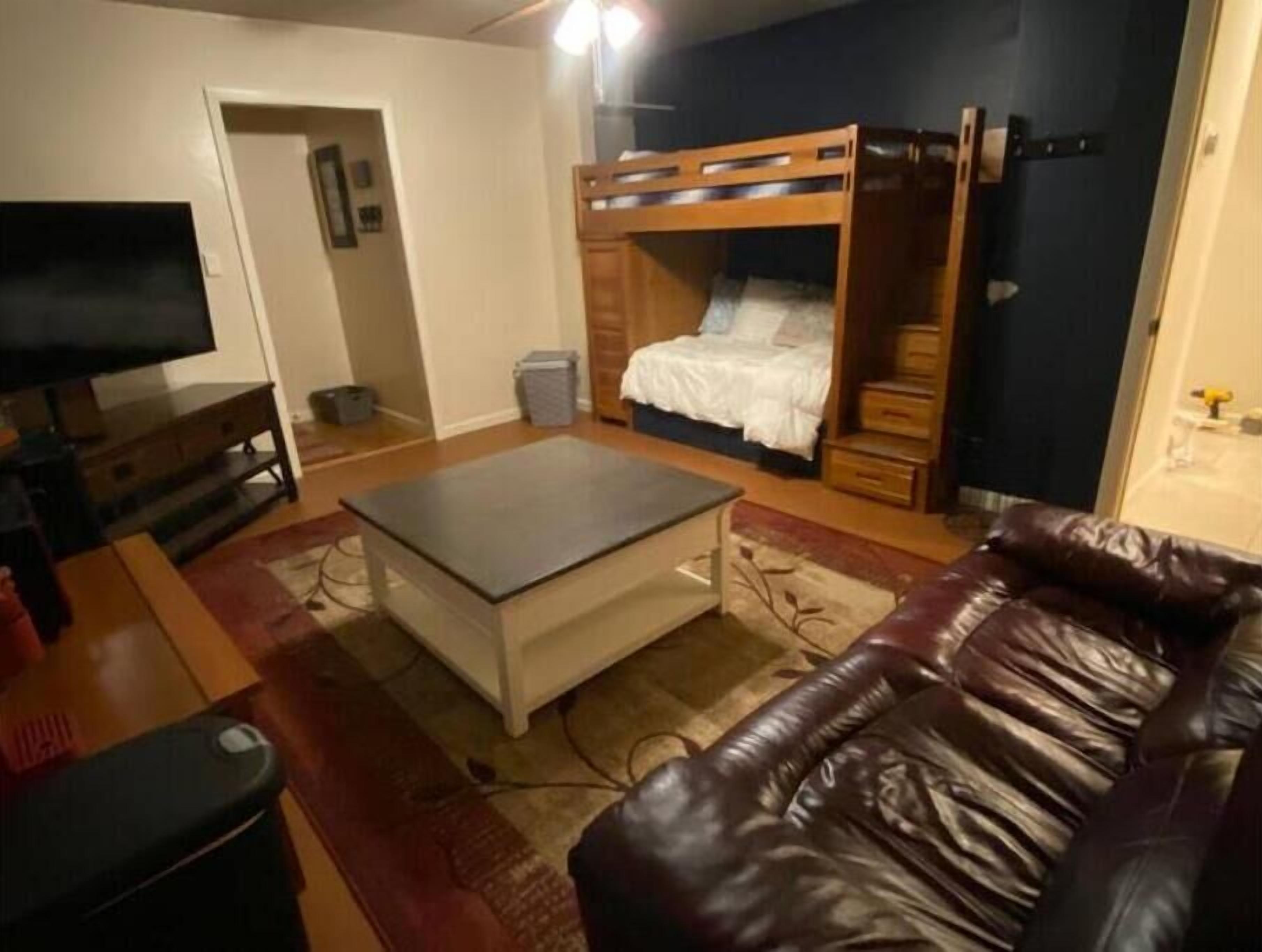 2 habitaciones, wifi gratis y ropa de cama 