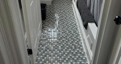 Private Apt in Middletown-Wesleyan 101