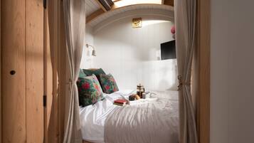 1 bedroom, Internet, bed sheets