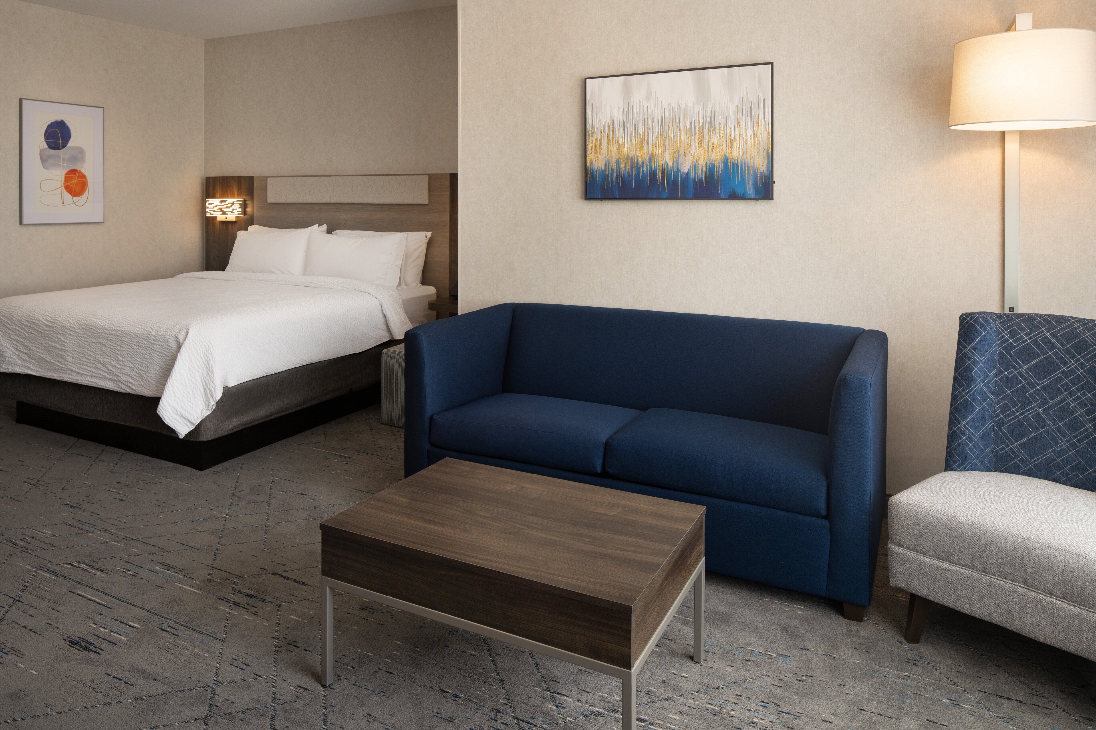Photo - Holiday Inn Express & Suites Fresno Airport by IHG