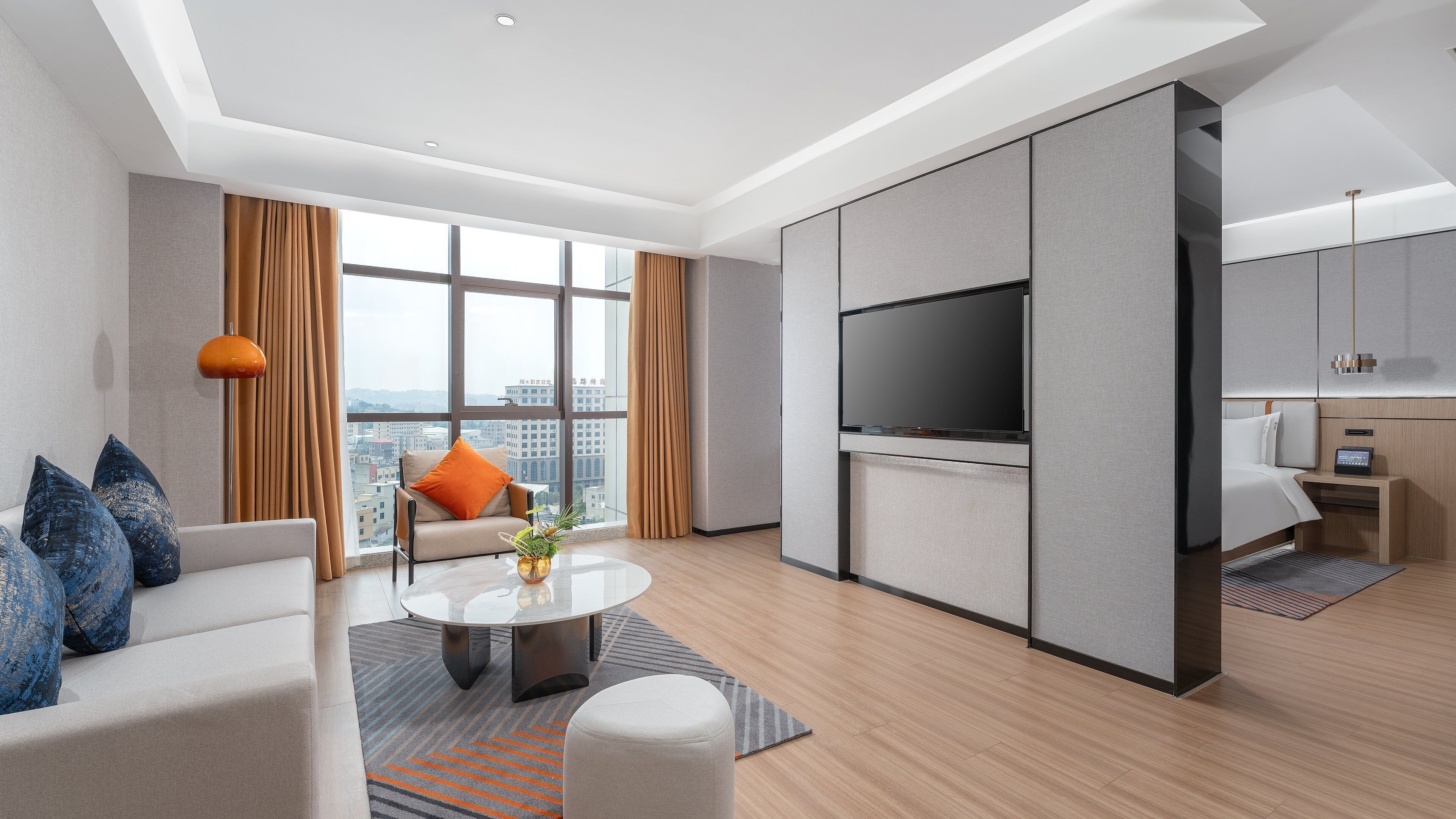 套房, 1 間臥室, 山景 | 高級寢具、羽絨被、書桌、隔音