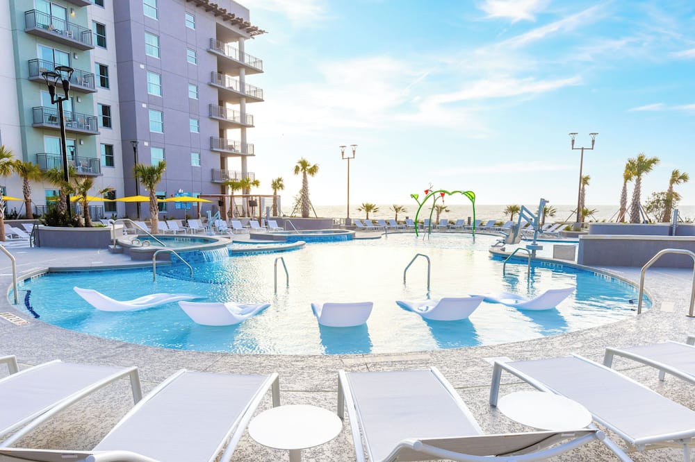 Holiday Inn Club Vacations Myrtle Beach Oceanfront by IHG