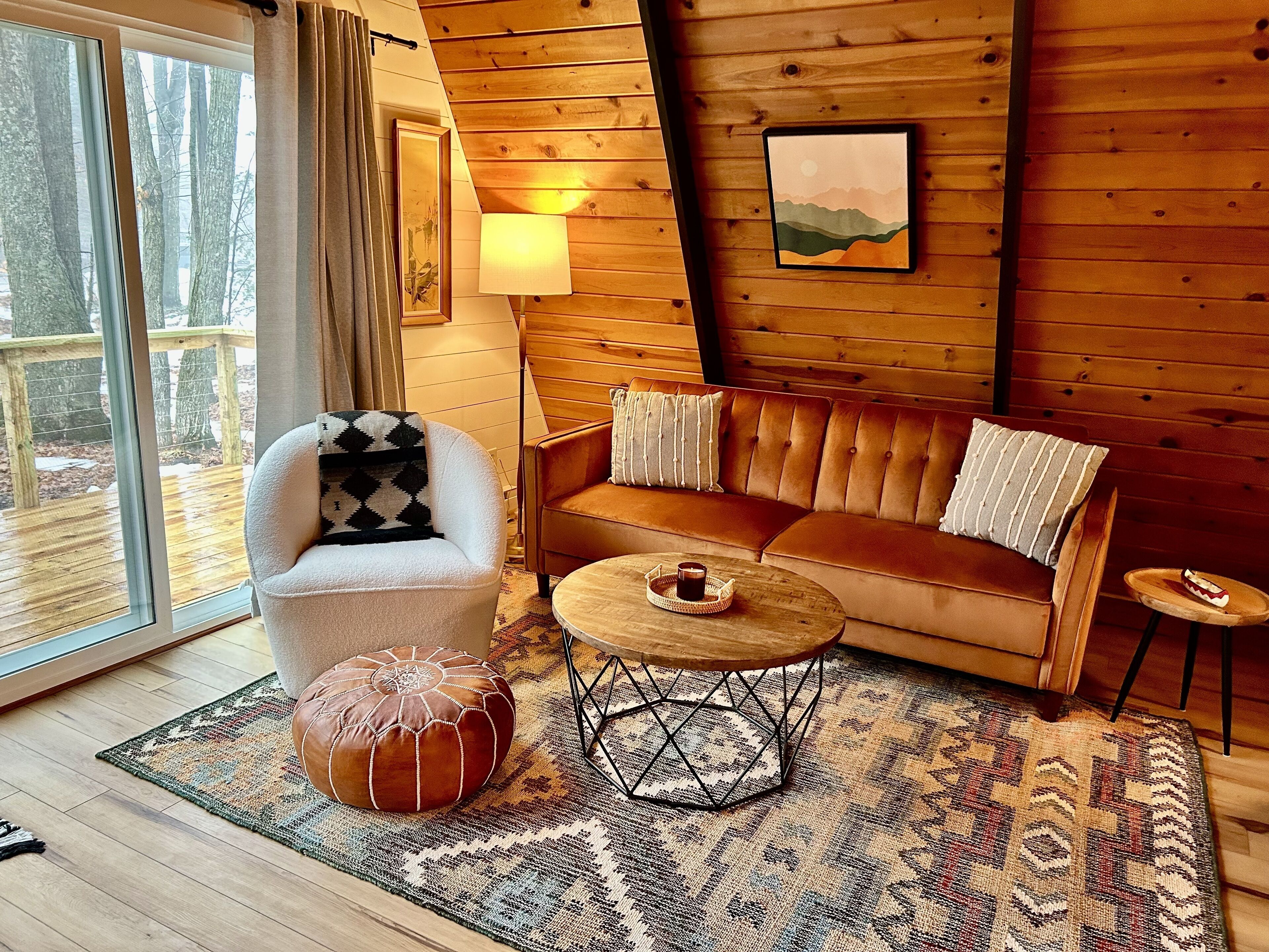 电视、壁炉、电子游戏