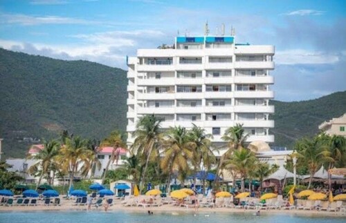 Large 1BR/1Bath Apt in Beautiful St Martin in Simpson Bay