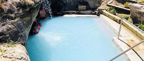 屋外プール、温水プール