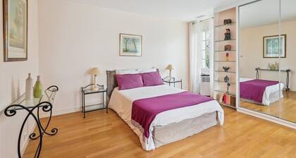 La Maison des Rois - With garden and Jacuzzi