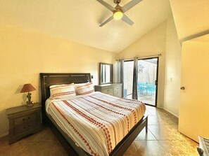 2 bedrooms, iron/ironing board, free WiFi