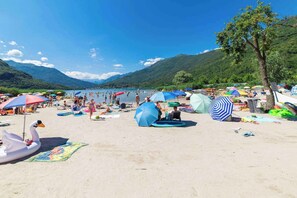 Beach nearby - Mobilehome with terrace, air conditioning and pool (Fondotoce di Verbania)