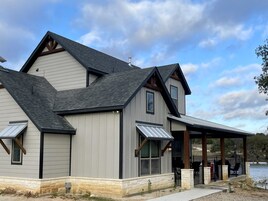 奢华独立别墅, 4 间卧室, 露台, 湖景 (Villa 620) | 遮光窗帘、熨斗/熨衣板、免费 WiFi、床单