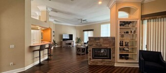 Equestrian lovers Oasis w/Pool