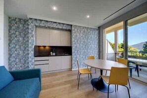 Interior - Holiday apartment with air conditioning and balcony (Verbania)