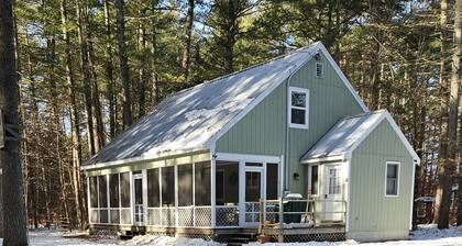 Perfect Family Ski Trip Home Near King Pine and Cranmore – Cozy & Convenient