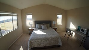1 bedroom, WiFi, bed sheets - Spectacular Master Bedroom 15 Minutes to Las Vegas Strip (Las Vegas)