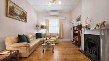 Smart TV, DVD player, books