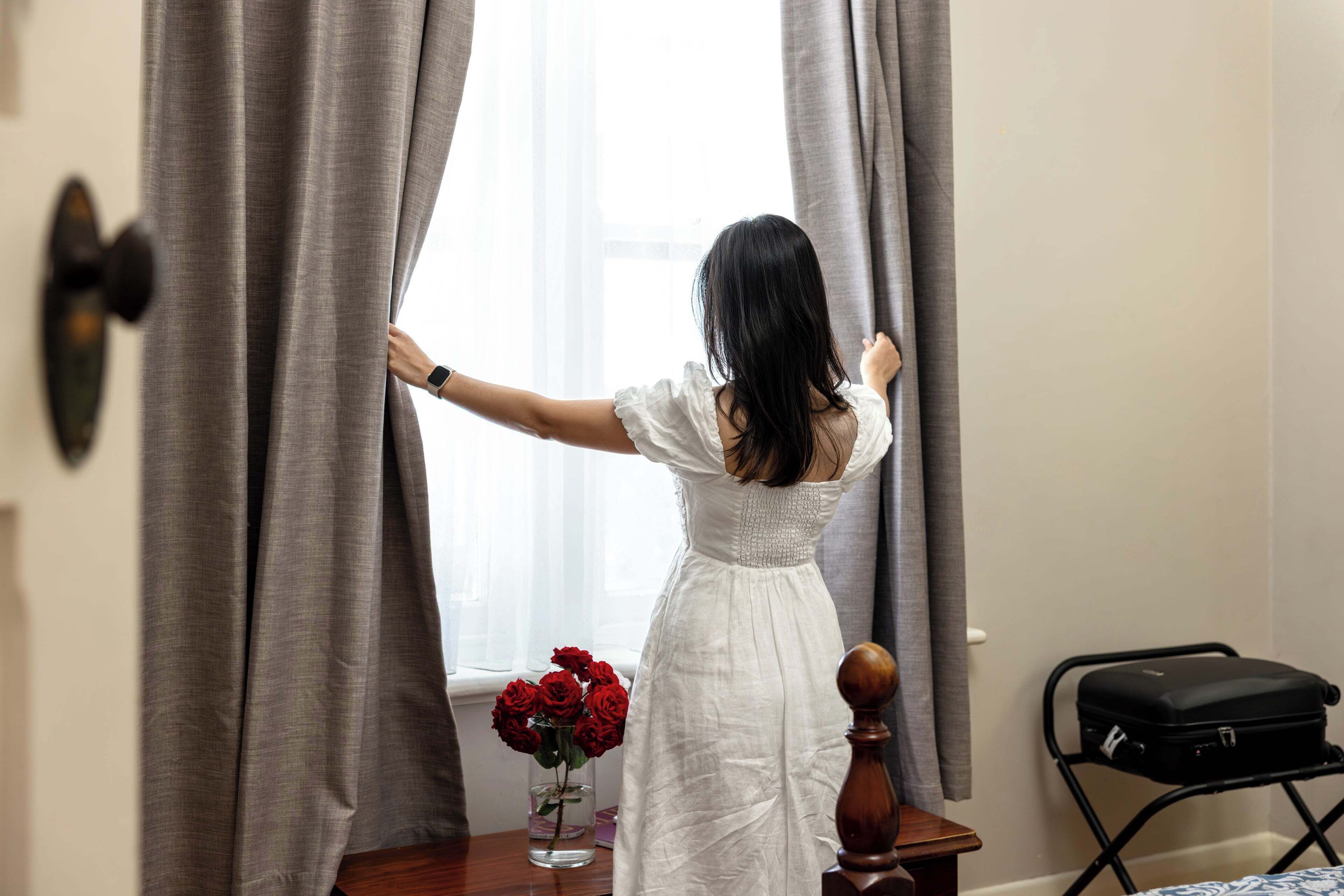 Fresh air - open the windows in this home and enjoy the garden & sounds of birds