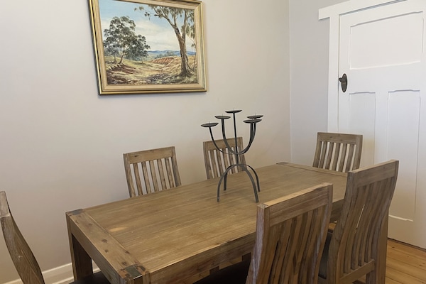 Spacious dining area to enjoy meals - breakfast etc with friends-family 🦋