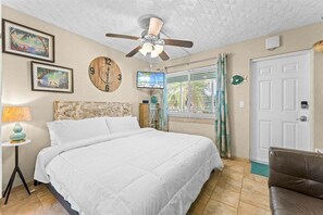 1 bedroom, desk, iron/ironing board, free WiFi