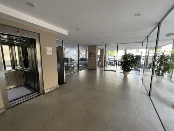 Apartment, 1 Bedroom, Accessible, Smoking | Interior