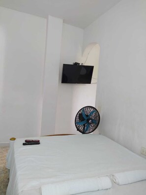 2 bedrooms, free WiFi, bed sheets - 7 min. from the most beautiful beach in Colombia, El Rodadero, Santa Marta, Colombia. (SANTA MARTA)